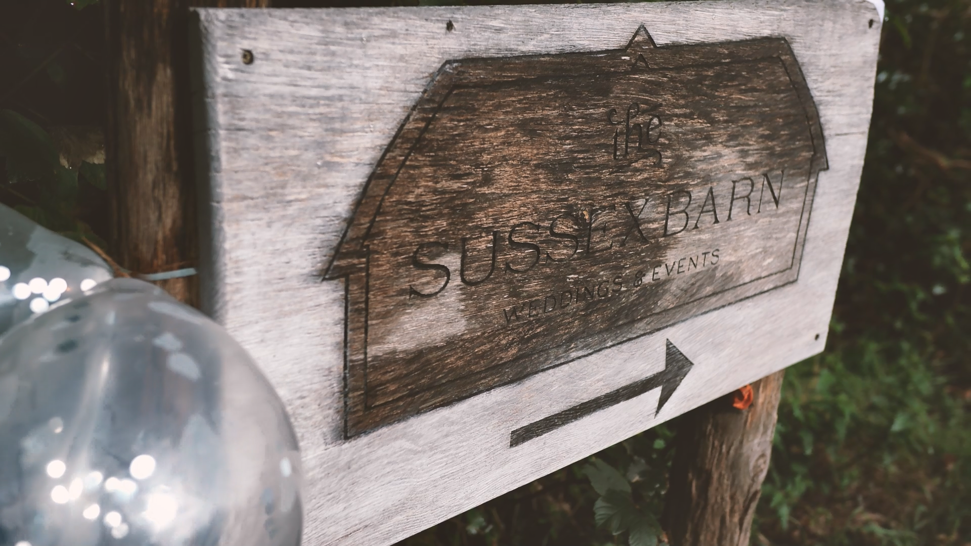 The Sussex Barn Sign