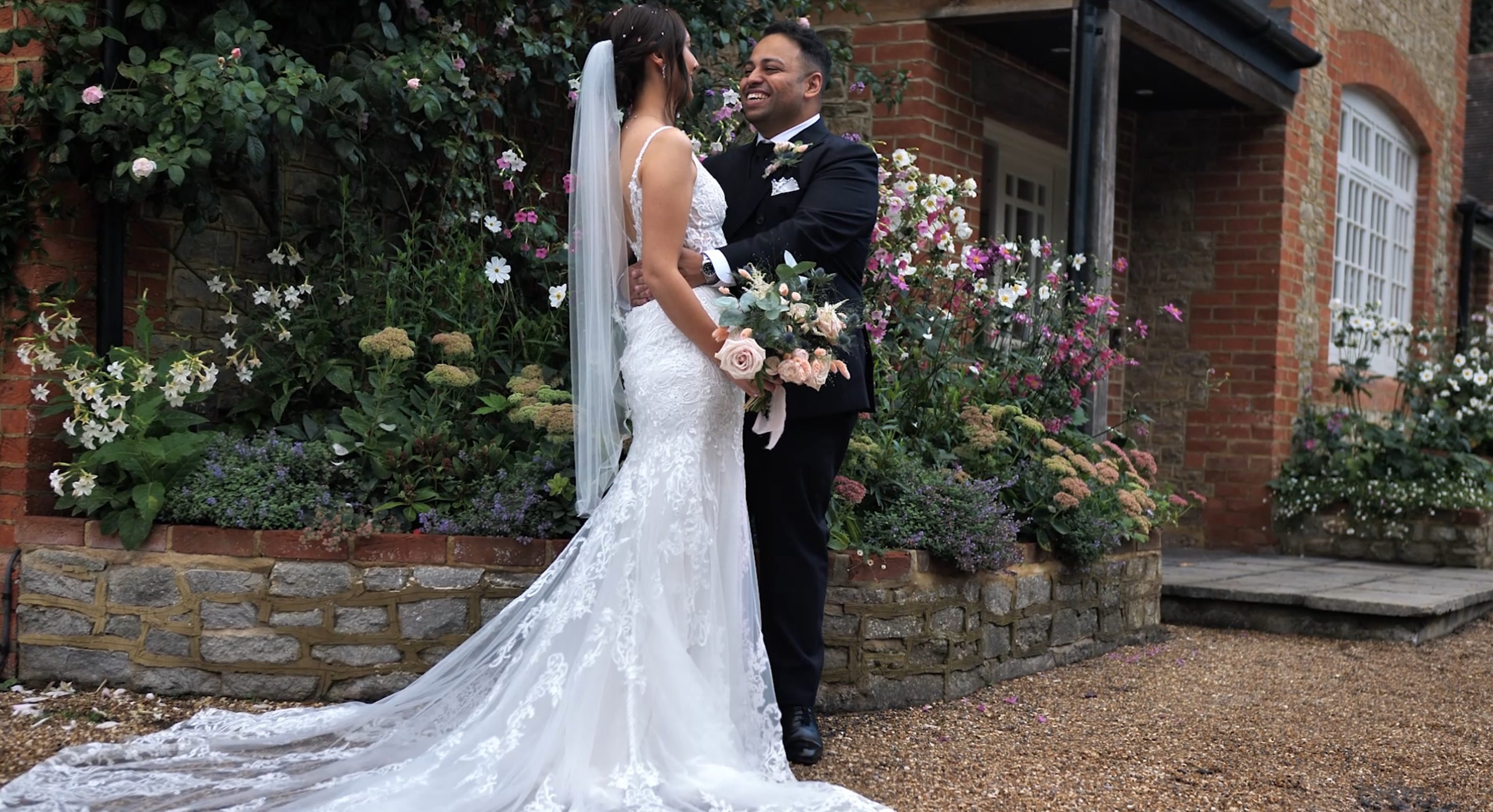 Millbridge Court Couples Shoot