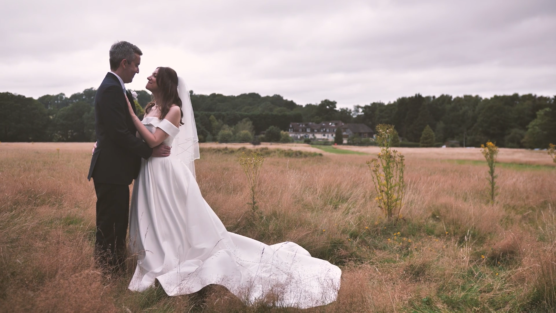 Brookfield Barn Couples Shoot